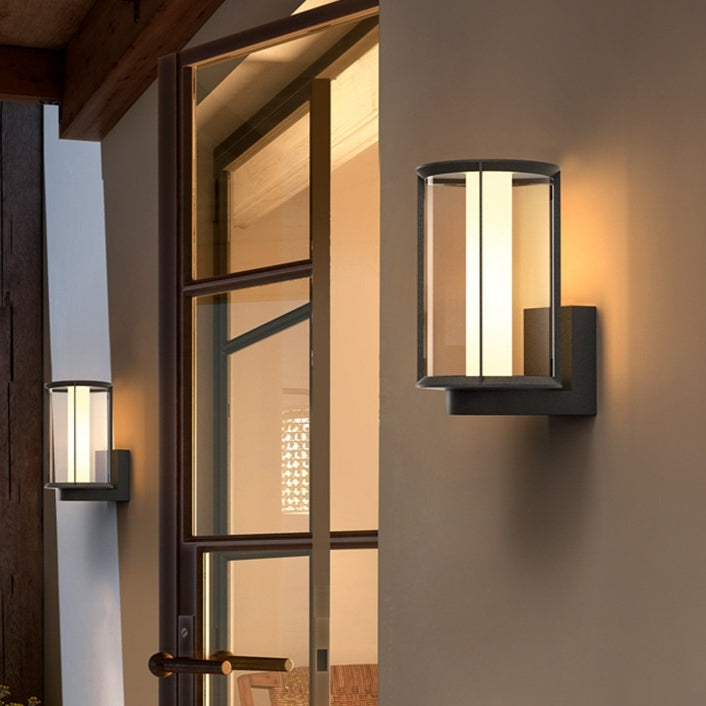 Heritage Solar Gate Wall Lantern